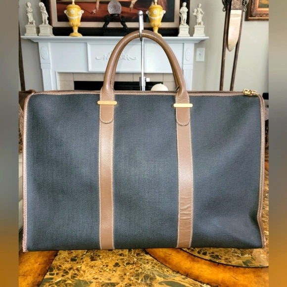 Dunhill Elegant Black and Brown Bag - Picture 1 of 11